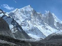 Русские альпинисты недополучили кислорода, взбираясь на Гималайскую вершину