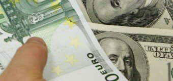 Курс валют сегодня, 21.01.2015: евро и доллар укрепляют свои позиции