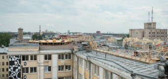 «Этажи» пригласили горожан оценить вид на Петербург с крыши