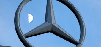 Mercedes будут продавать через интернет